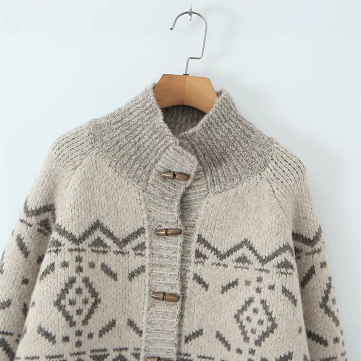 Ladies sweater and cozy knit with stand-up collar and decorative buttons Lune London