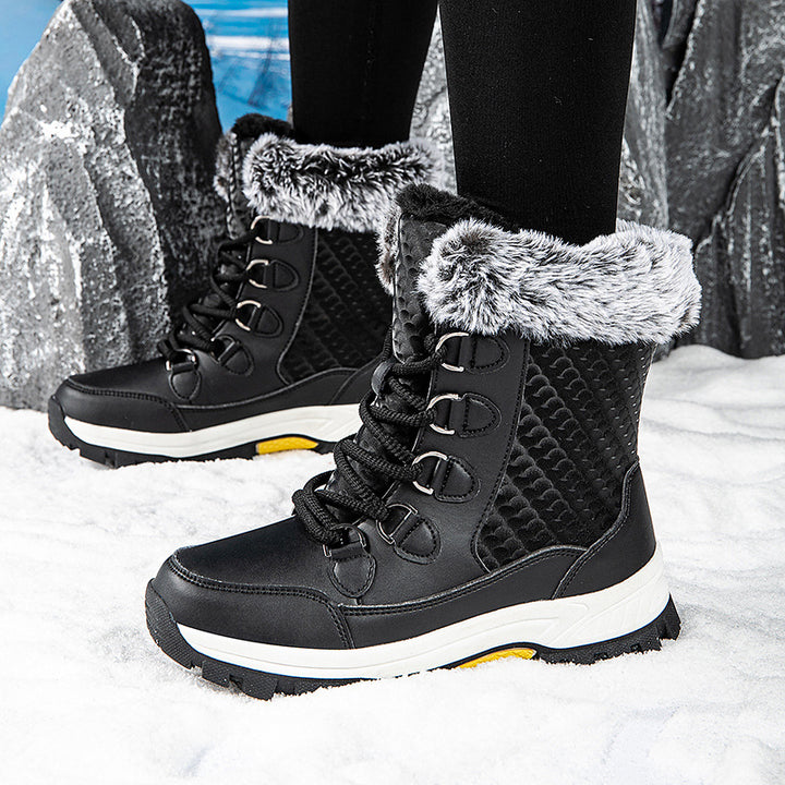Thermal winter boots for women with non-slip sole and insulating lining Lune London