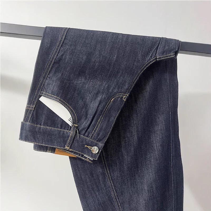 Loose-fitting high-waisted denim pants for women with side pockets Lune London