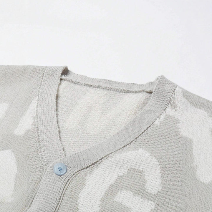 Cardigan pour femmes avec un motif de lettres élégant et en V