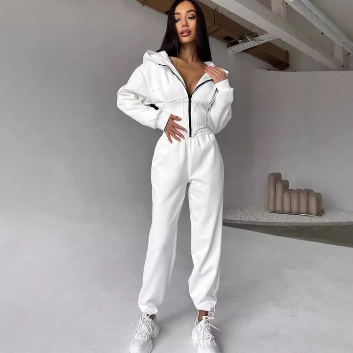 Sporty jumpsuit for women with zipper and high collar Lune London