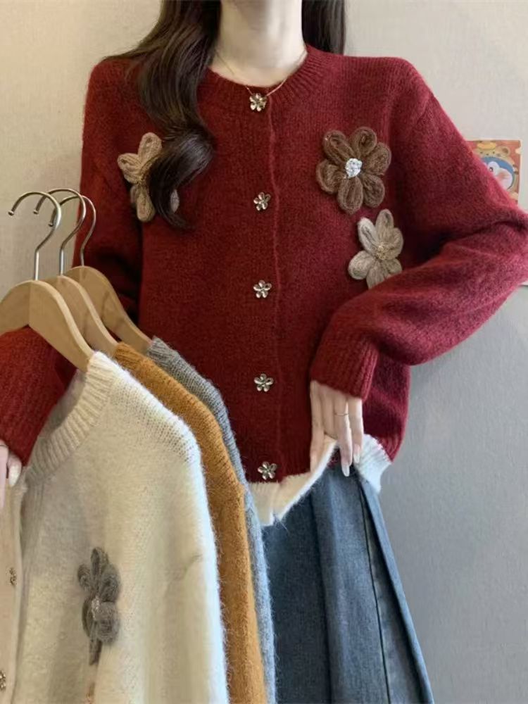 Cardigan Douillet pour Femmes avec Applications Florales Chic & Stil