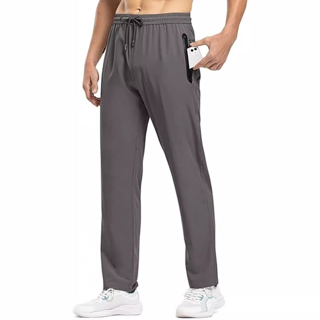 Men's sporty leisure pants with zip pockets on the sides Lune London