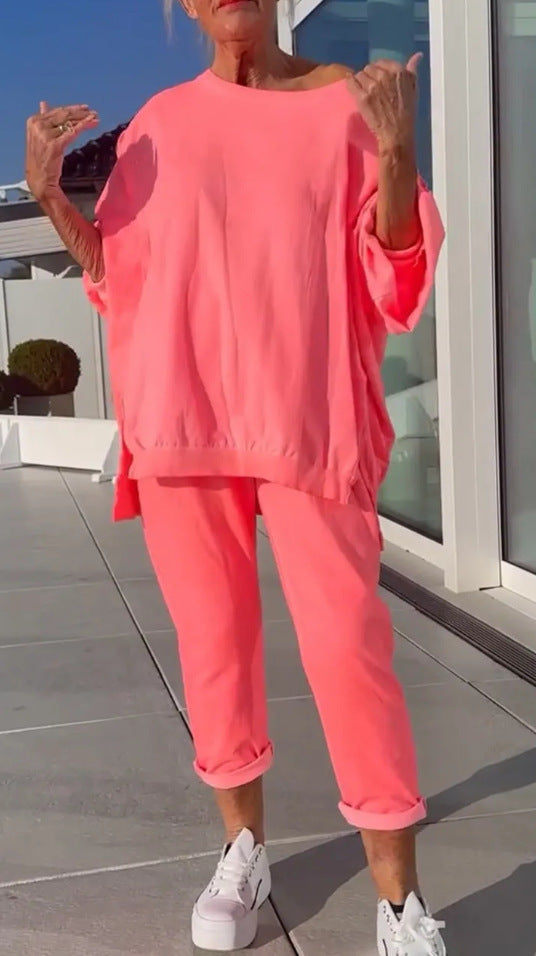 Ladies chic leisure outfit