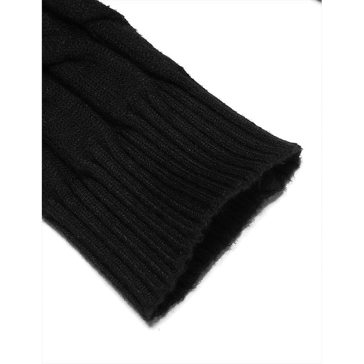 Elegant turtleneck sweater for men with cable pattern Lune London