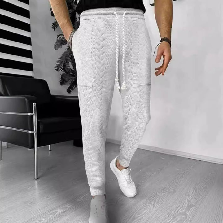 Cargo jogger pants for men with elastic waist and practical pockets Lune London