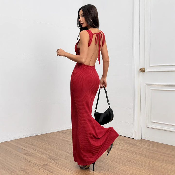 Robe maxi côtelée ajustée pour femmes avec élégante encolure ronde Chic & Stil