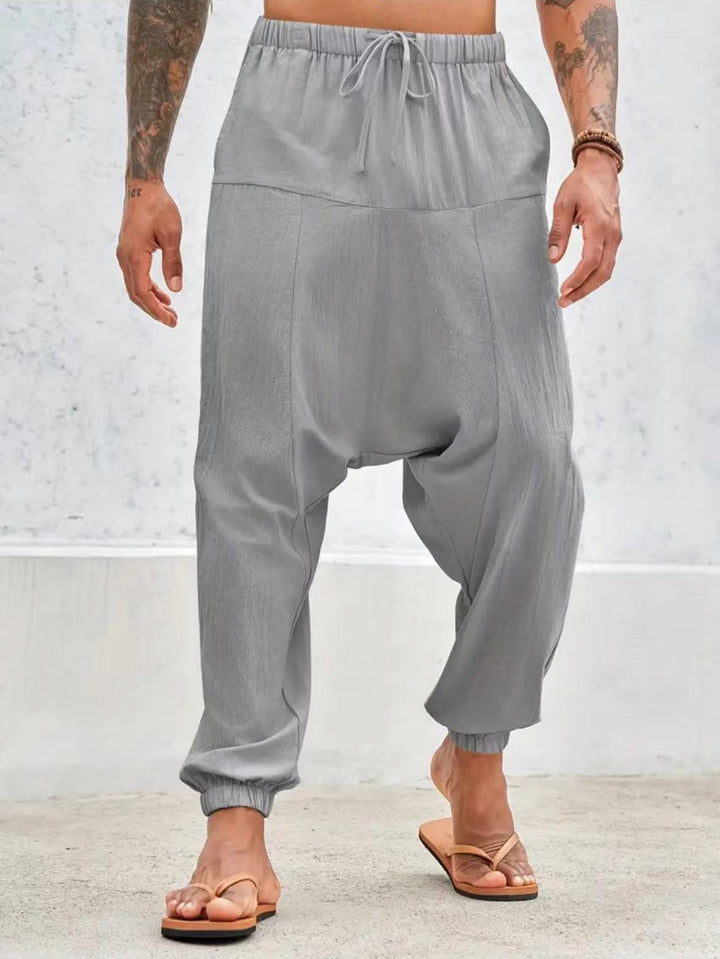 Casual pants for men with elastic waistband and side pockets Lune London