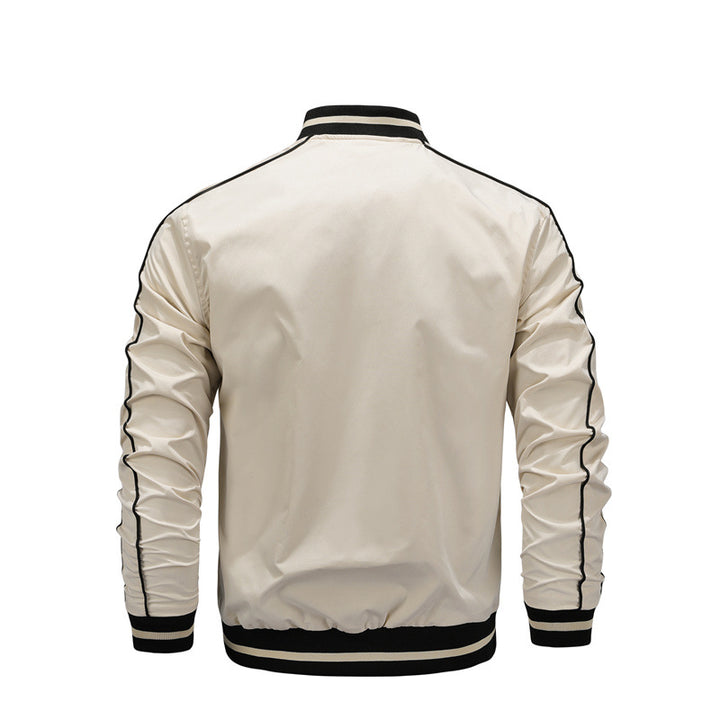 Versatile outdoor jacket for men with breathable properties Lune London