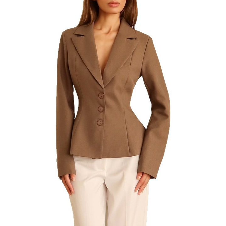 Women's fitted blazer with an elegant lapel Lune London
