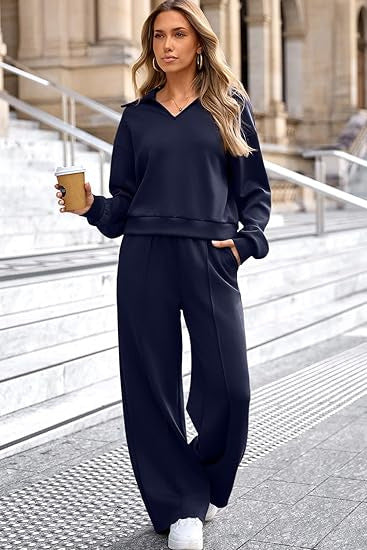 Ensemble de loisirs pour femmes avec décolleté en V et coupe ample Chic & Stil