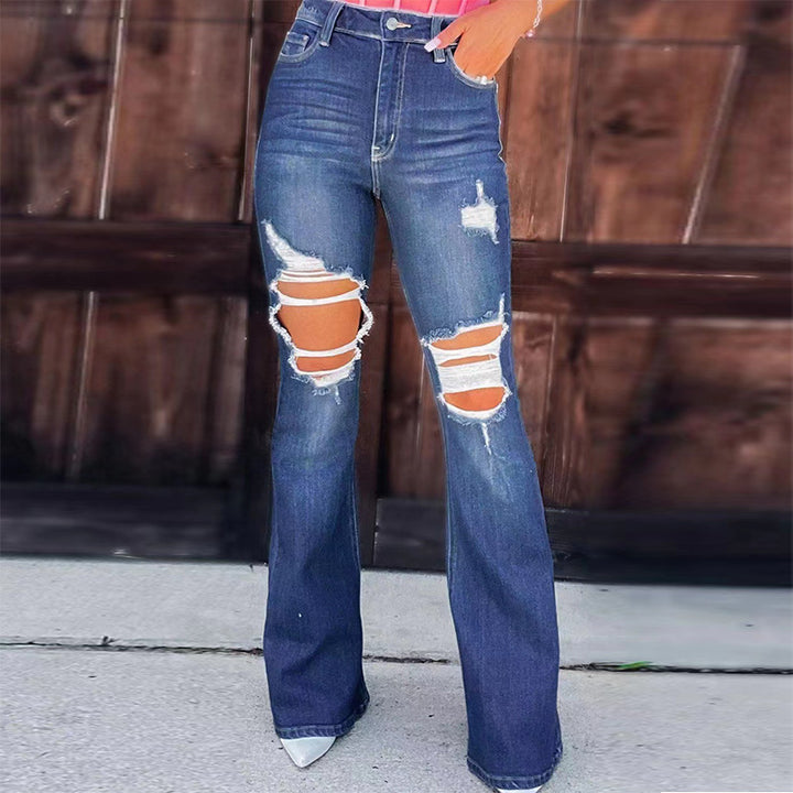 Jeans évasés pour femmes au look détruit avec poches hautes et ourlet effiloché Chic & Stil