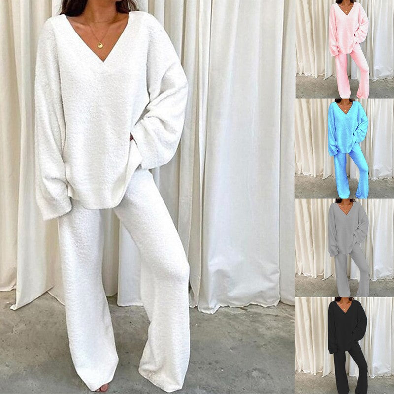 Ladies comfortable V-neck knitted jumpsuit with wide leg Lune London