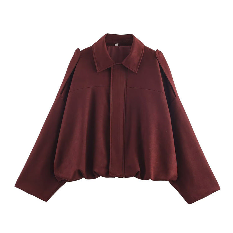Women's crop jacket with elegant collar and practical flap pockets Lune London