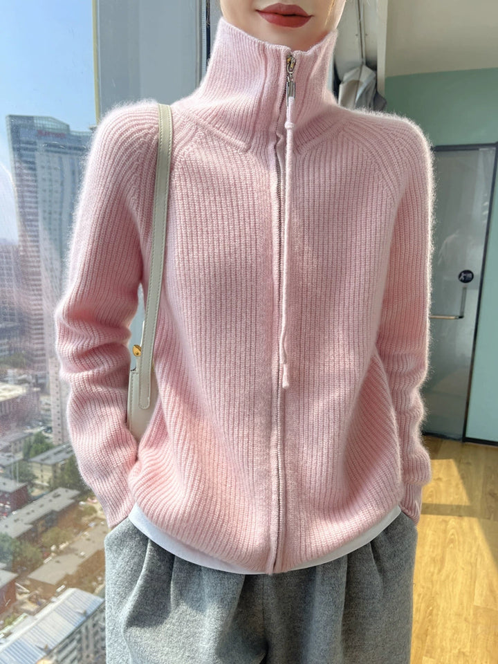 Ladies cozy wool sweater with full zipper Lune London
