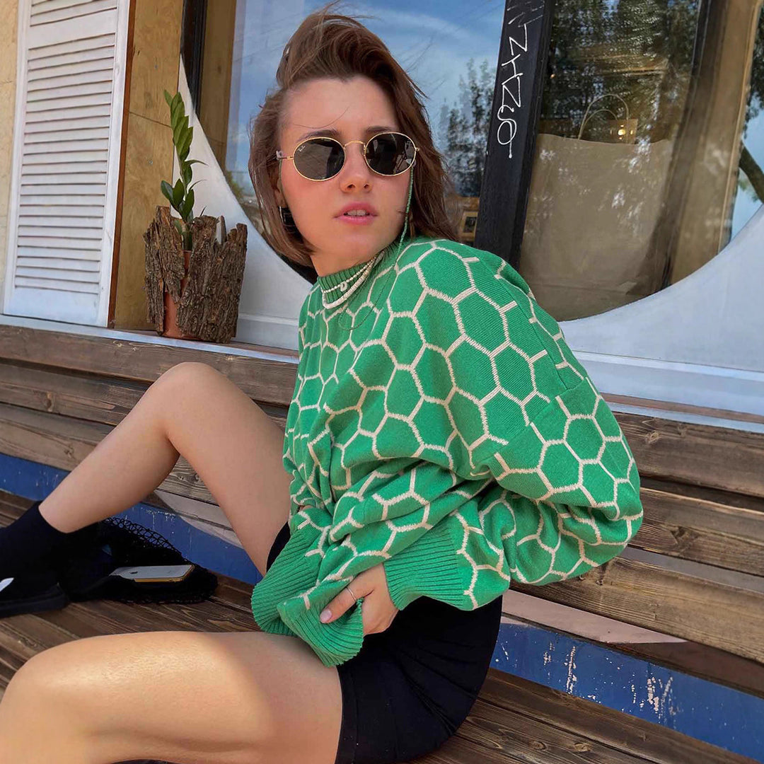 Sweater femme à motifs avec un joli motif en nid d'abeille et coupe loose Chic & Stil