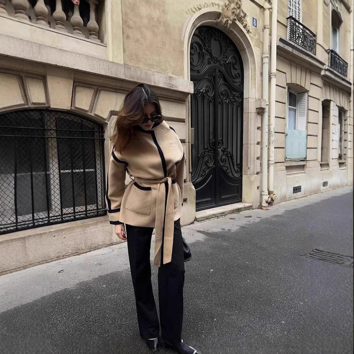 Trendy blazer-kimono for women with belt and contrasting details Lune London