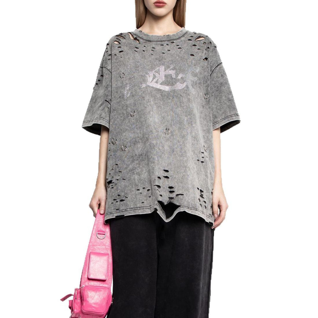 Oversized t-shirt for women with trendy destroyed elements Lune London