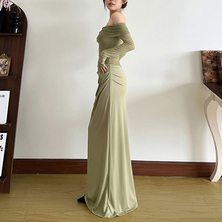 Robe maxi élégante pour femme à épaules découvertes avec détails en volants et manches longues Chic & Stil