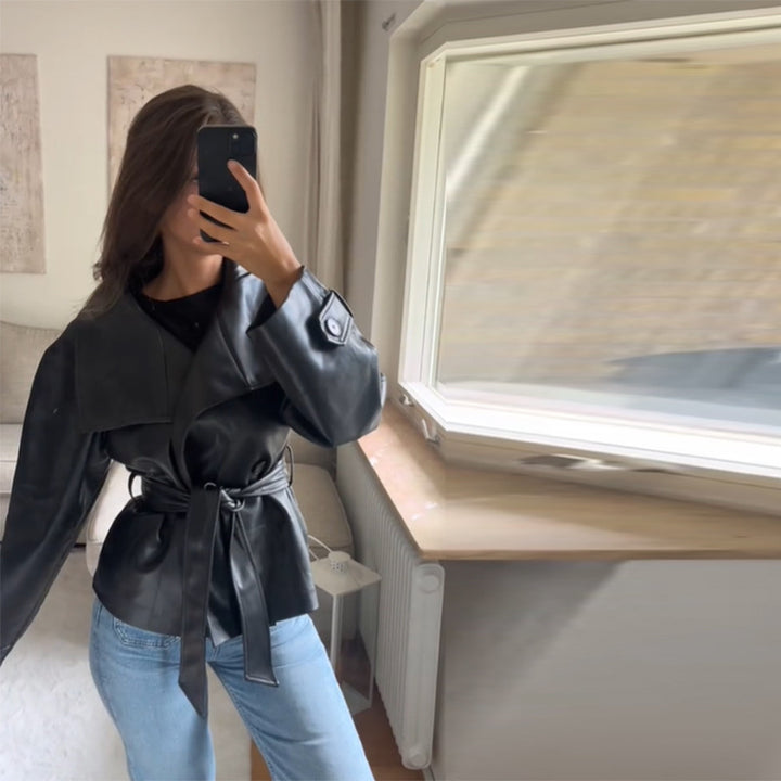 Fashionable short leather jacket for women with double-breasted buttoning and wide collar Lune London