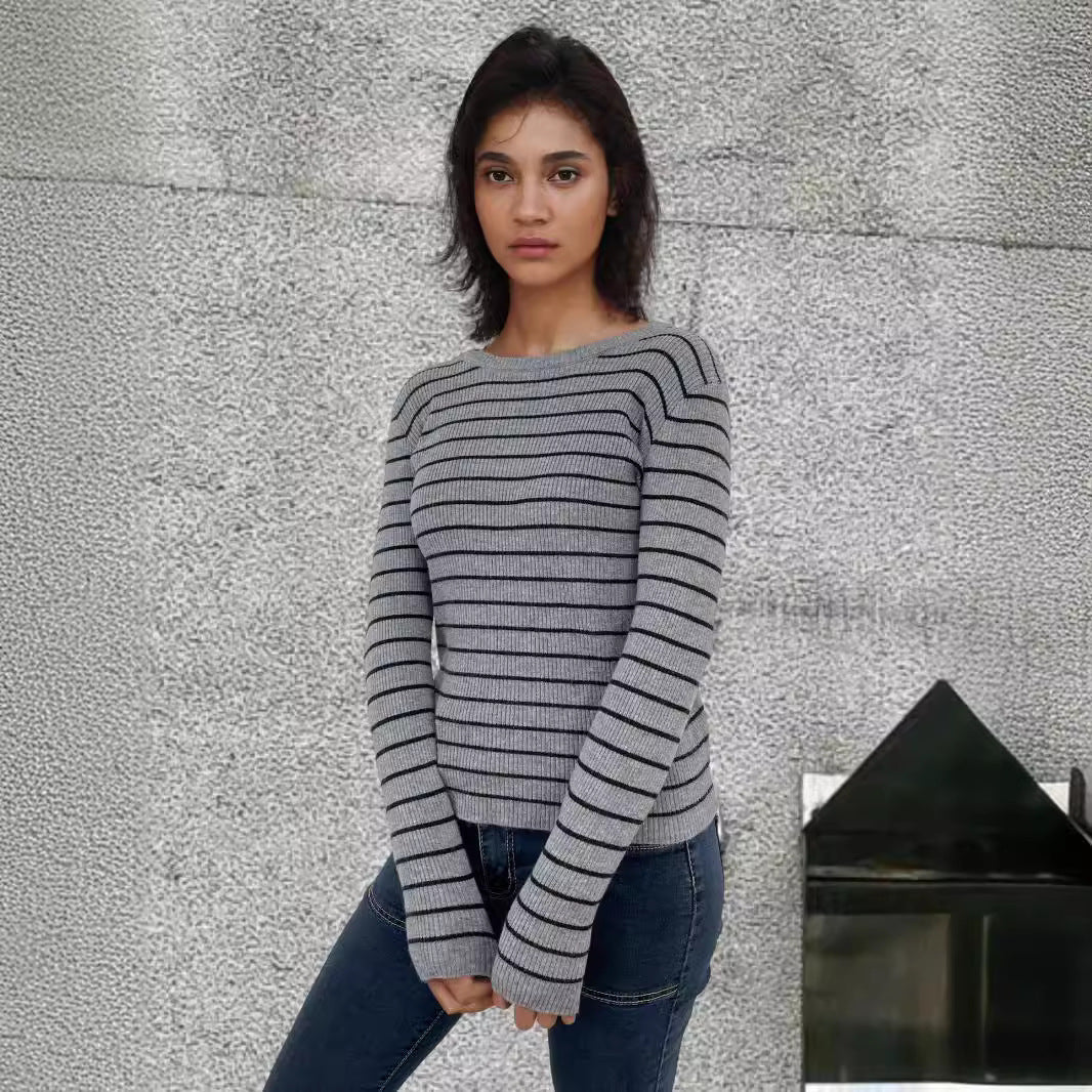 Long sleeve shirt for women with fine stripes and a loose fit Lune London