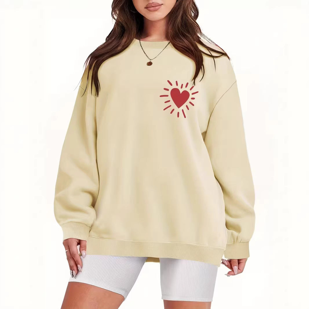 Women's sweatshirt with casual heart motif and oversized fit Lune London