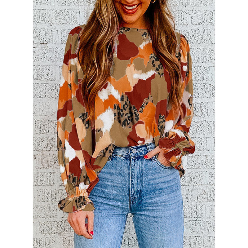 Women's blouse with artistic print and gathered cuffs Lune London