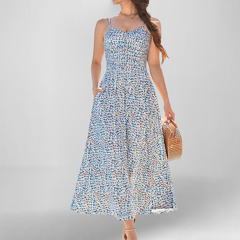 Robe maxi femme avec fines bretelles et poches latérales pratiques Chic & Stil