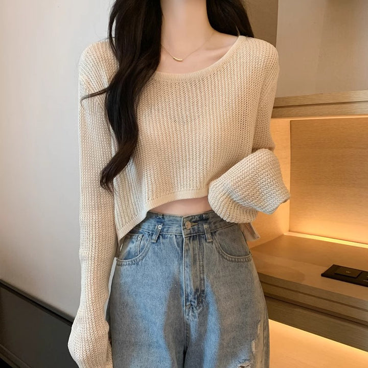 Women's Cropped Knit Sweater with Fine Weave Pattern and Casual Shoulder Areas