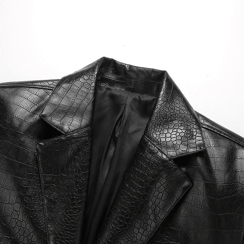 Trendy synthetic leather blazer for women Lune London