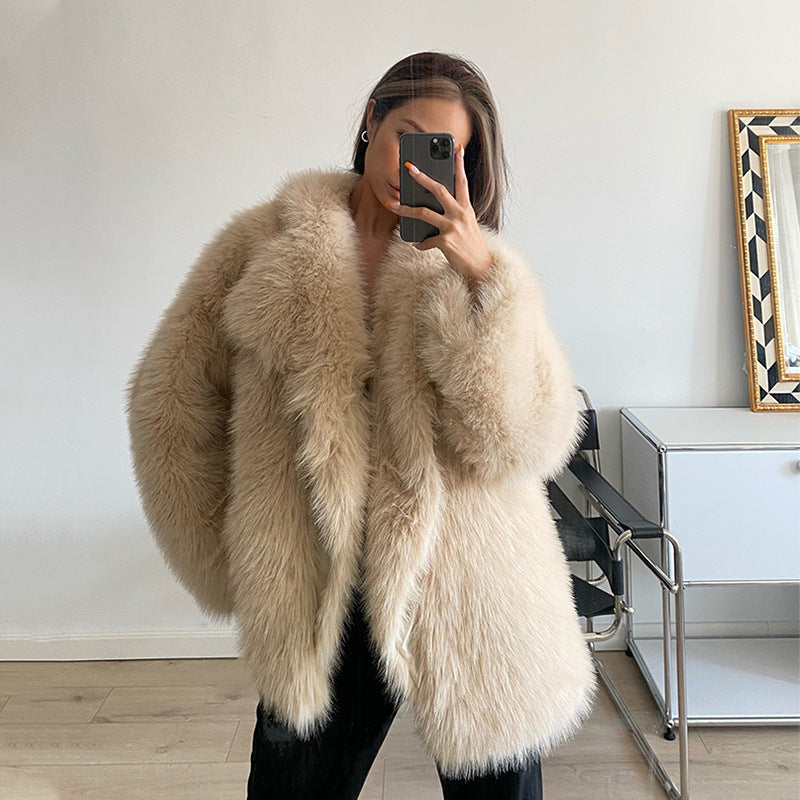 Ladies oversized luxurious faux fur coat Lune London