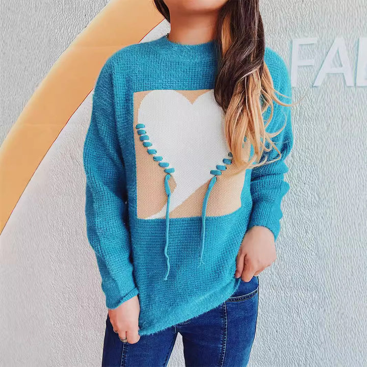 Pull féminin à la mode avec appliqué en forme de cœur et cordon de serrage à l'arrière Chic & Stil