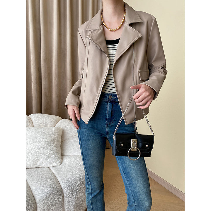 Women's Modern Biker Jacket with Casual Cut Chic & Stil