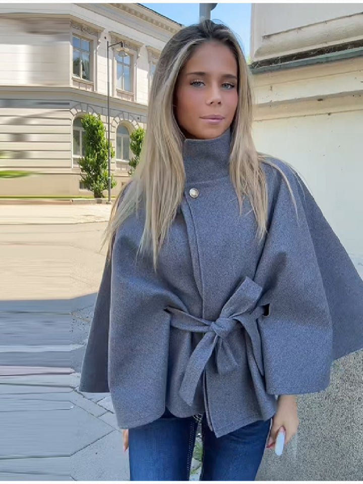 Manteau fashion pour femmes à enrouler avec ceinture et manches larges Chic & Stil