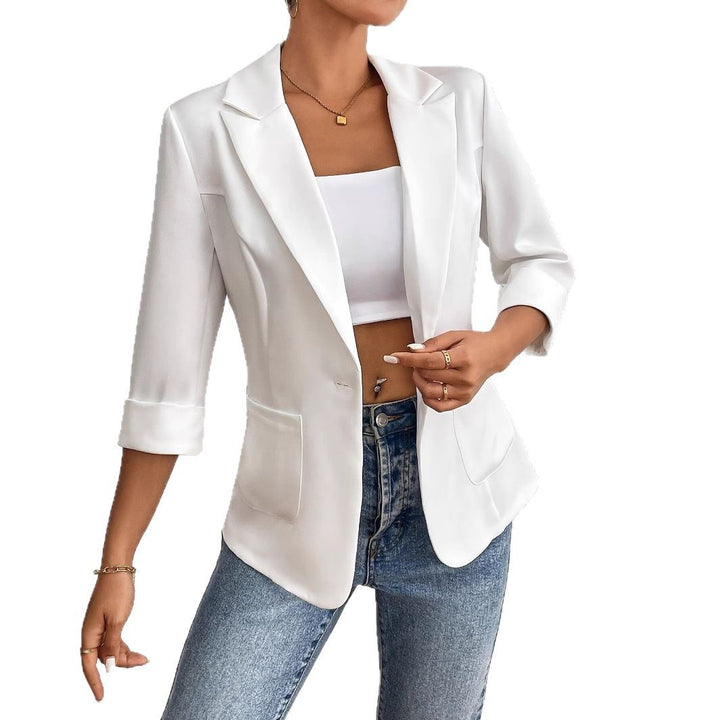 Chic and stylish women's blazer