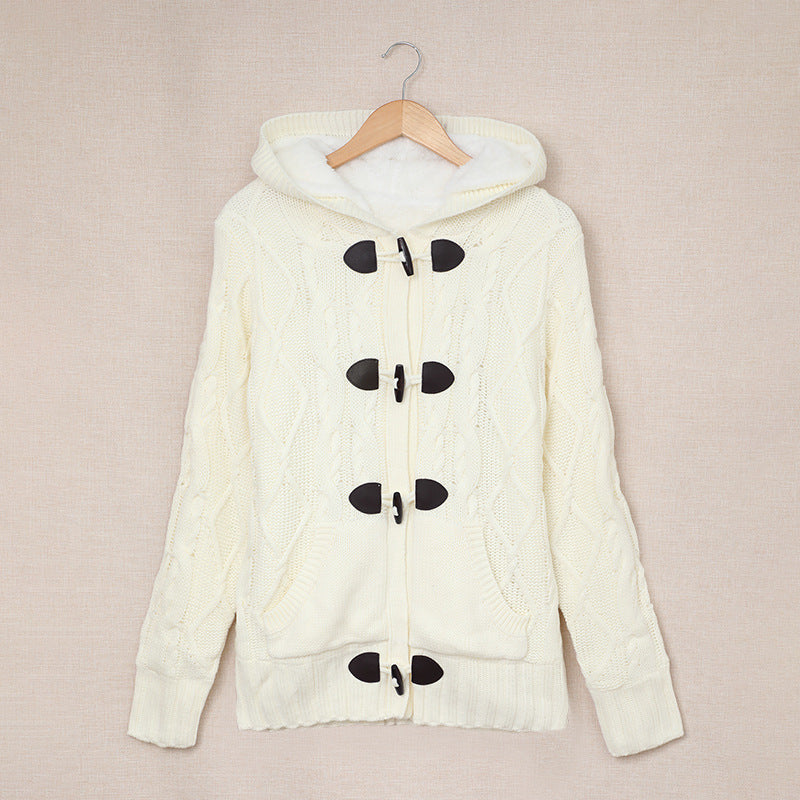Cardigan pour femmes avec col haut et détails confortables de boutons Chic & Stil