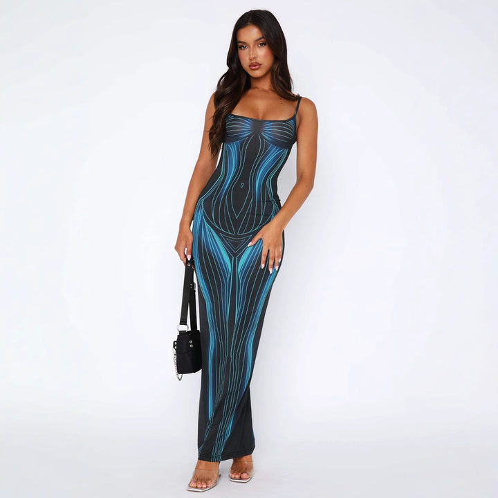 Maxi dress for women with graphic design and fitted silhouette Chic & Stil