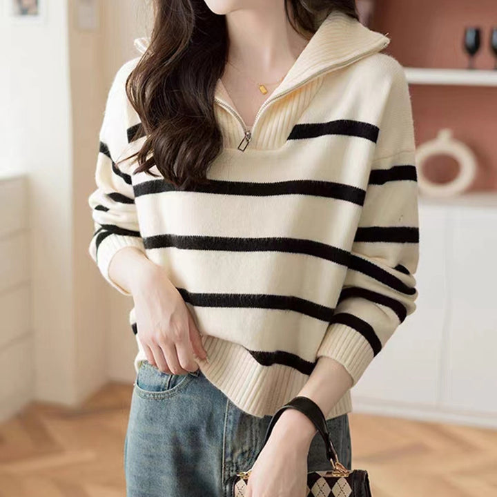 Casual sweater for women with high collar and decorative zipper Lune London