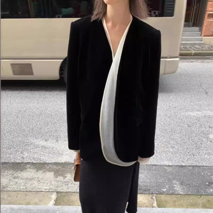 Trendy wrap jacket for women with textured design and elegant lapels Lune London