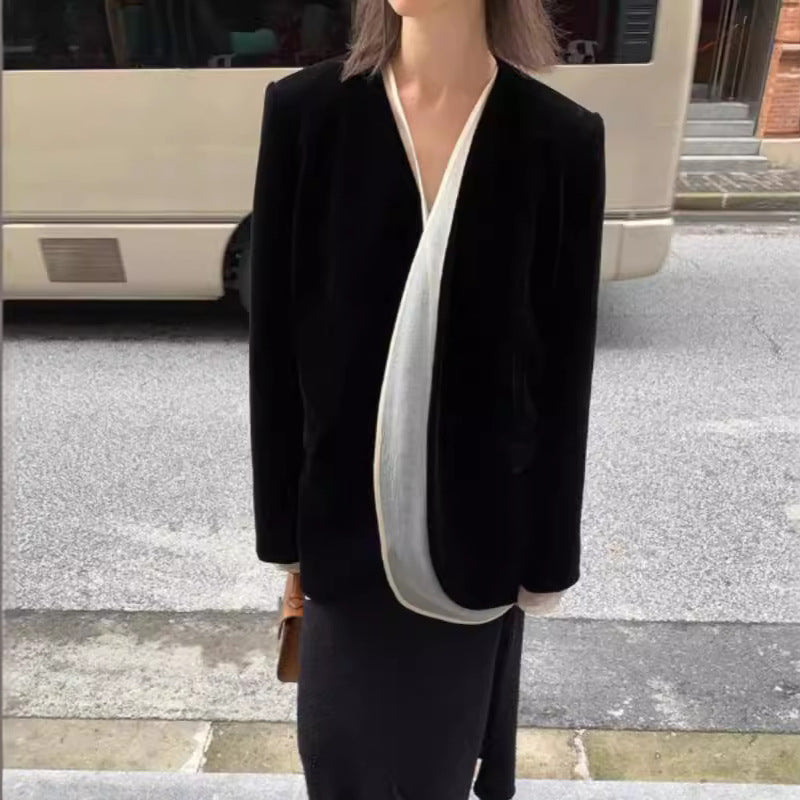 Manteau enveloppant élégant pour femmes en matériau de haute qualité Chic & Stil