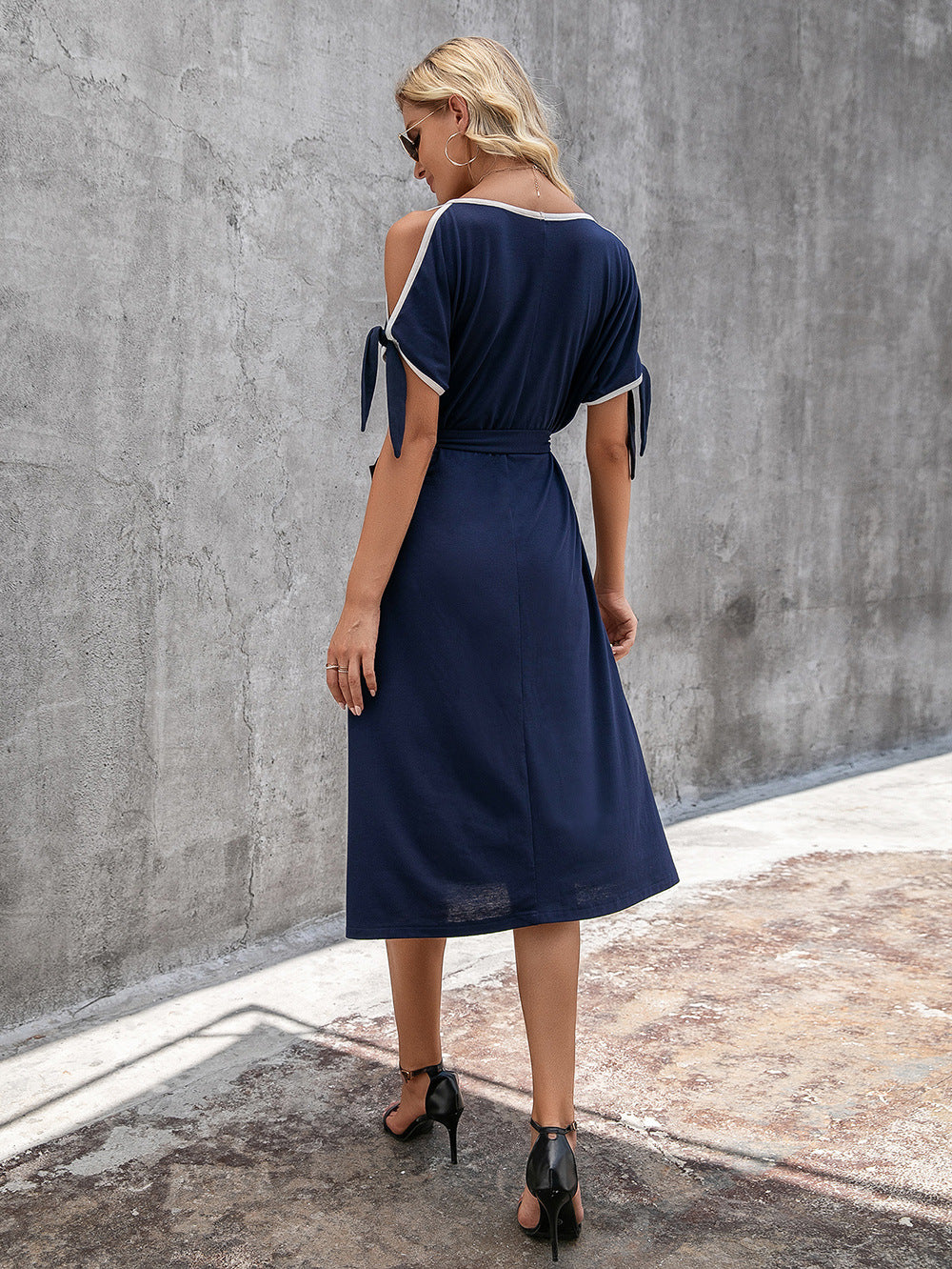 Casual midi dress for women with adjustable belt and bow details Lune London