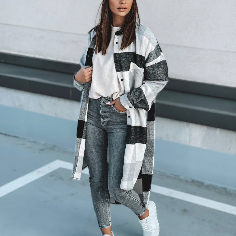 Long checkered winter coat for women with buttonhole design and loose fit Lune London