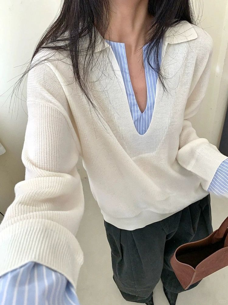 Pull élégant pour les femmes avec col de chemise inséré Chic & Stil