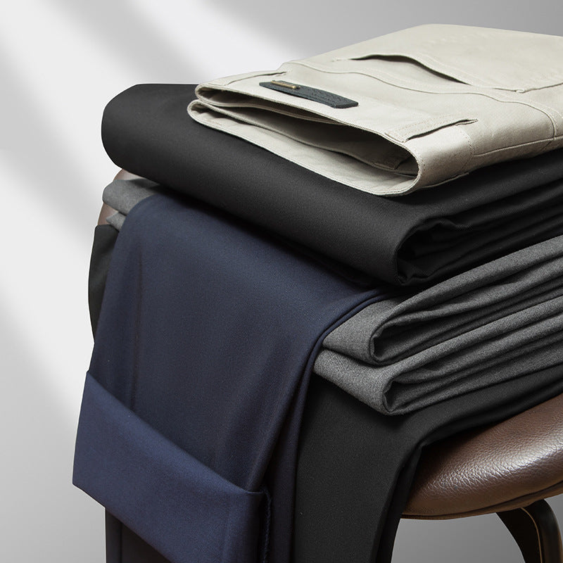 Elegant chino pants for men with breathable features and a practical cut Lune London
