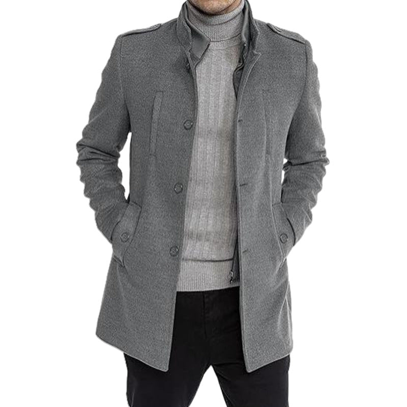 Stylish men's transition jacket with a modern fit and practical pockets Lune London