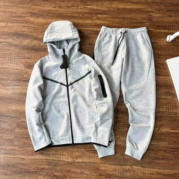 Modern tracksuit for men with ergonomic cut and breathable materials Lune London