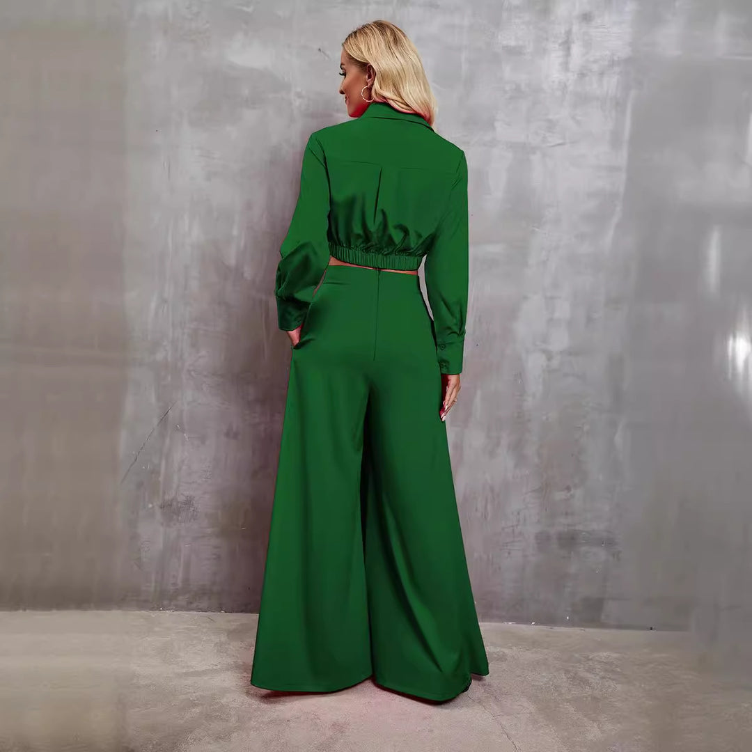 Elegant ensemble for ladies consisting of a crop top and wide pants Lune London