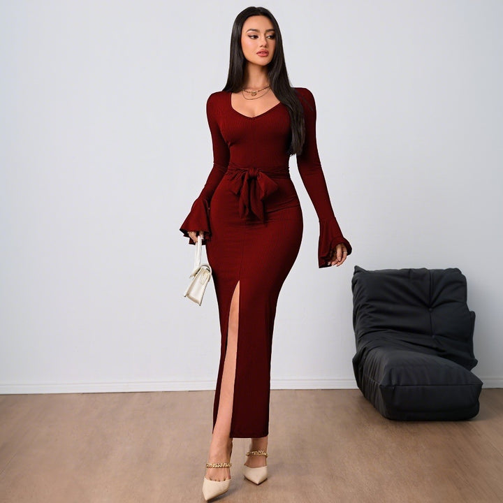 Robe femme avec décolleté en V et manches évasées Chic & Stil