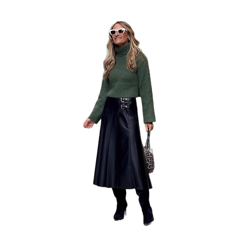 Trendy women's sweater with turtleneck and soft material Lune London