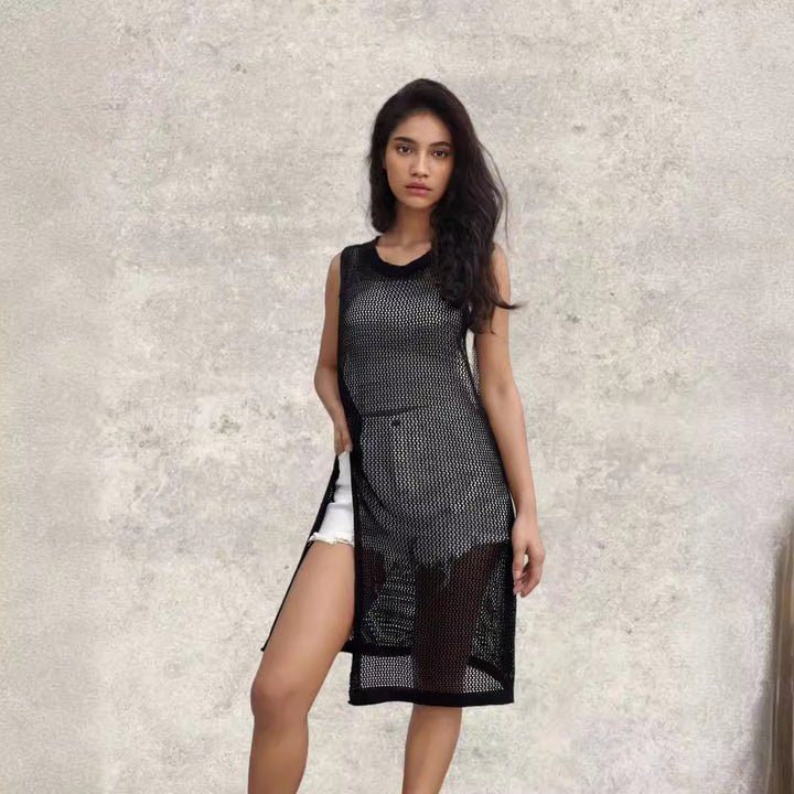 Lightweight knitted sweater for women with a trendy mesh design and side slits Lune London